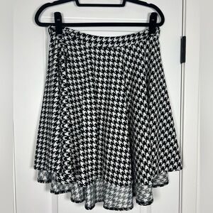 Houndstooth Black-And-White Skirt